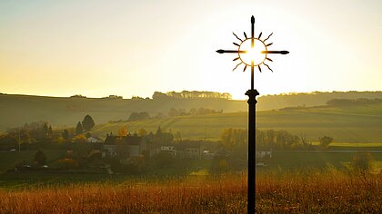 Wegekreuz in Natur